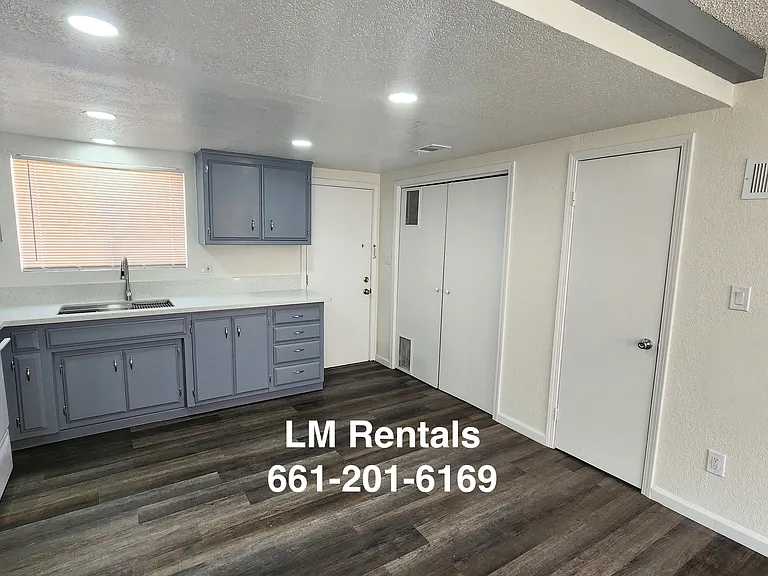 809 K St #B — Photo 10