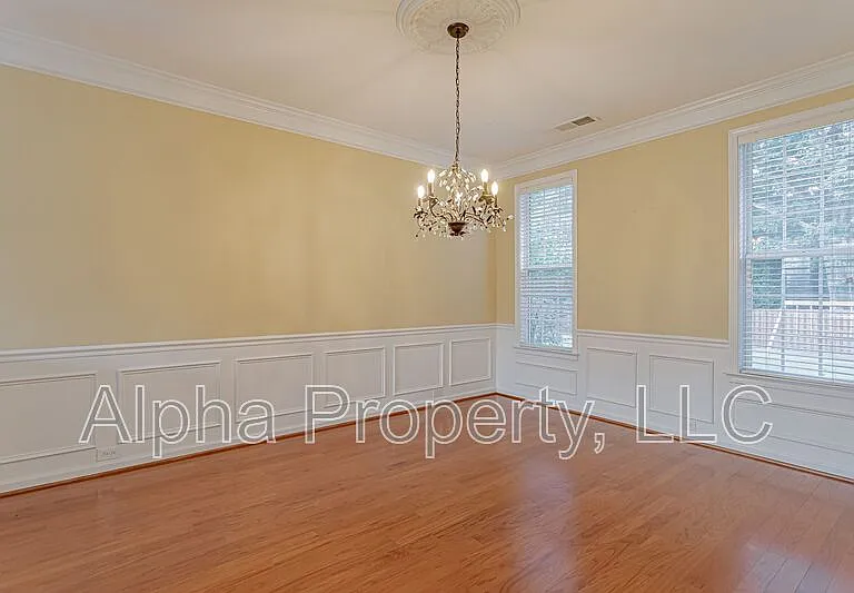 27 Lake Valley Ct — Photo 7