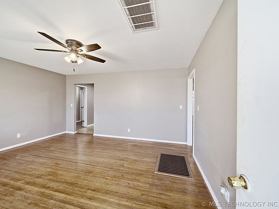 4th image of 1103 S 56th West Ave