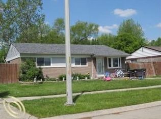 15720 Wendy St, Taylor, MI 48180