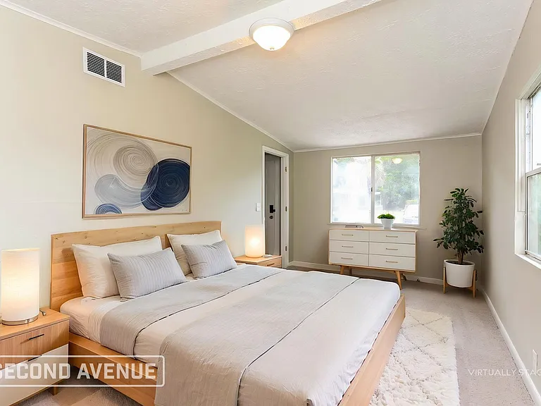 8645 Samona Dr W — Photo 11