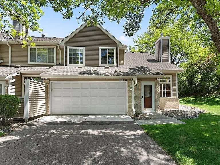 18231 Warbler Ln #1 — Photo 2