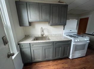 2195 Purchase St #2N, New Bedford, MA 02746