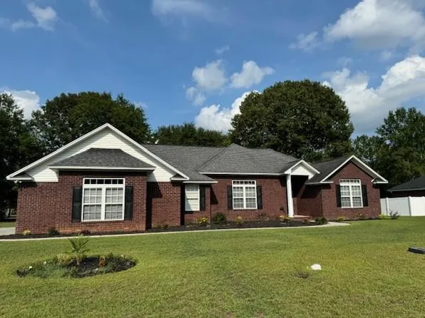 1084 Nicole Dr, Manning, SC 29102