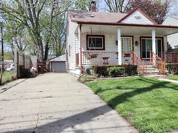 2nd image of 4532 Howe Rd