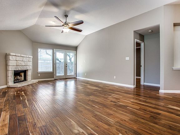 4th image of 1314 Brighton Bend Ln