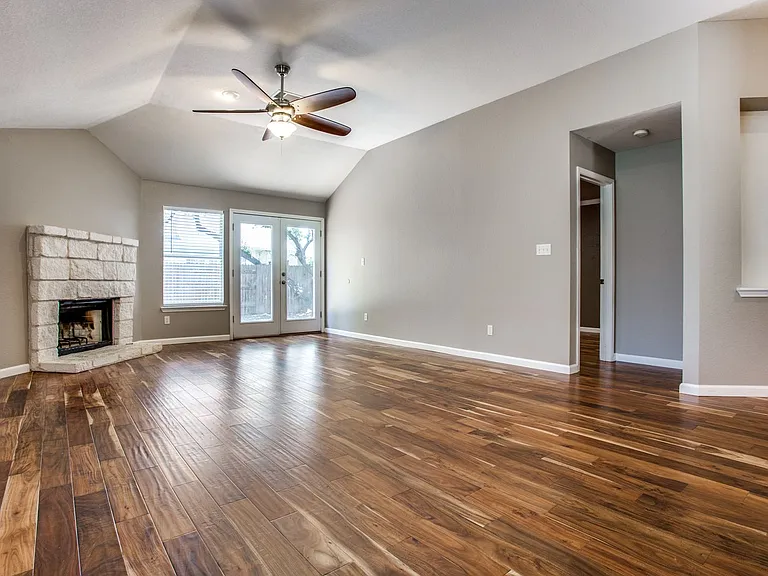 1314 Brighton Bend Ln — Photo 4