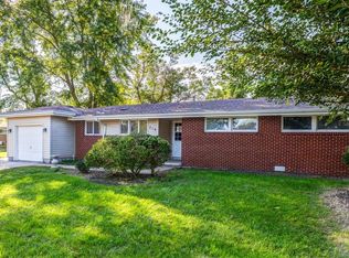 710 Carriage Ct, Salina, KS 67401