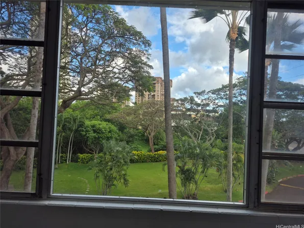 98-1042 Moanalua Rd #2201, Aiea, HI 96701