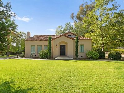 784 E Foothill Blvd, Azusa, CA, 91702