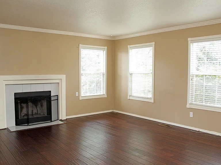 4410 SW Appletree Pl — Photo 4