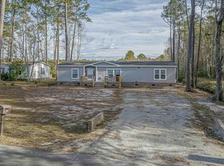 252 Beachwood Dr NW, Calabash, NC 28467