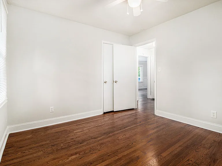 1686 Derrill Dr — Photo 20