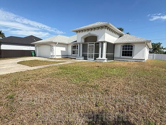 2nd image of 2725 Chiquita Blvd S