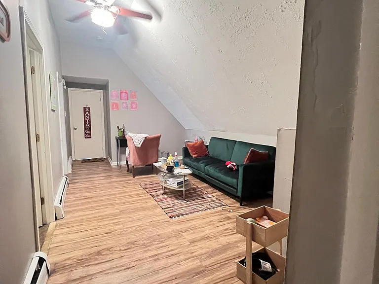 13 Phillips St — Photo 34