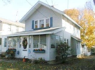 37 Warren St, Milford, CT 06460