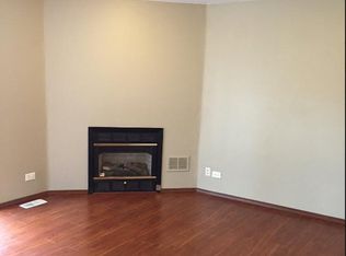 527 Verde Dr, Schaumburg, IL 60173