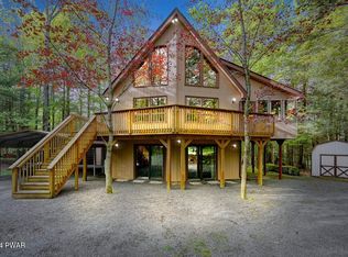 122 Walnut St, Greentown, PA 18426