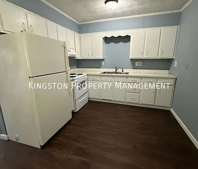 208 E Adair St #6 — Photo 20