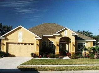 33112 Irongate Dr, Leesburg, FL 34788