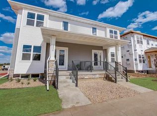 2826 Frisee Dr, Fitchburg, WI 53711