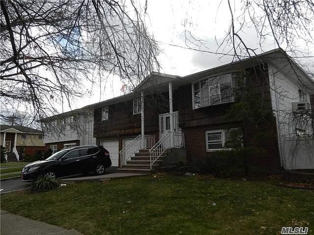 1st image of 210 Hunnewell Ave