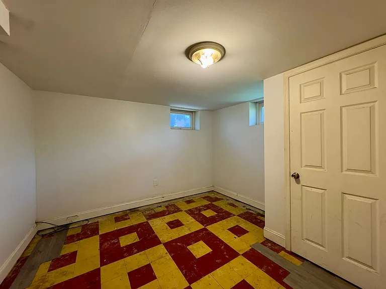 7906 Hillendale Rd — Photo 21