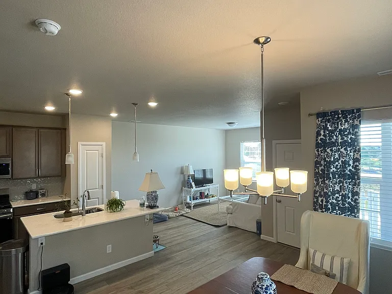 5271 Mountain Vista Hts — Photo 3