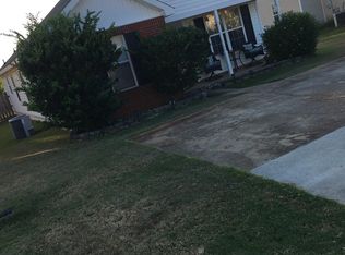 405 Wynfield Ln, Bonaire, GA