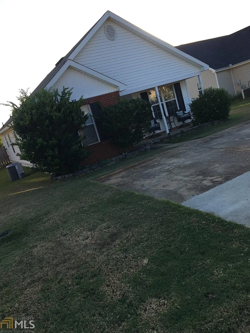 405 Wynfield Ln photo 1
