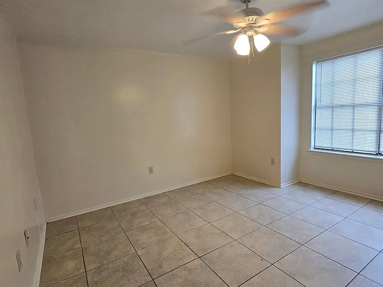 8556 Leake Ave #A-D — Photo 5