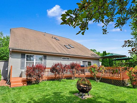 5th image of 4581 S Quincy AVENUE