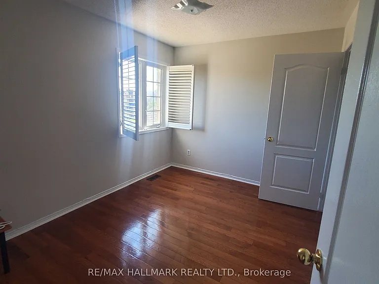 4930 Southampton Dr — Photo 14