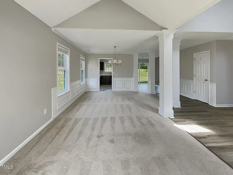 Living/Dinning room