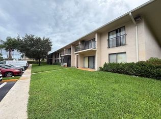 Hampton Court Condo, Hollywood, FL 33023