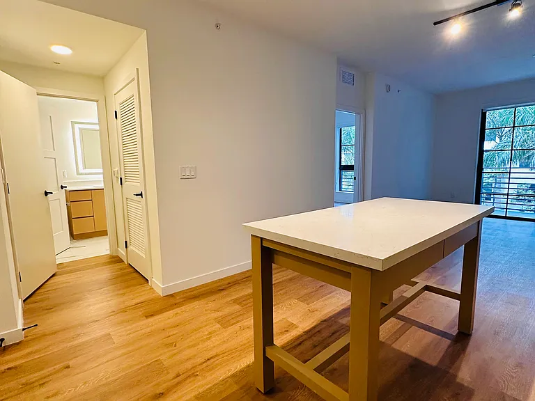 1648 NE 124th St #339 — Photo 3