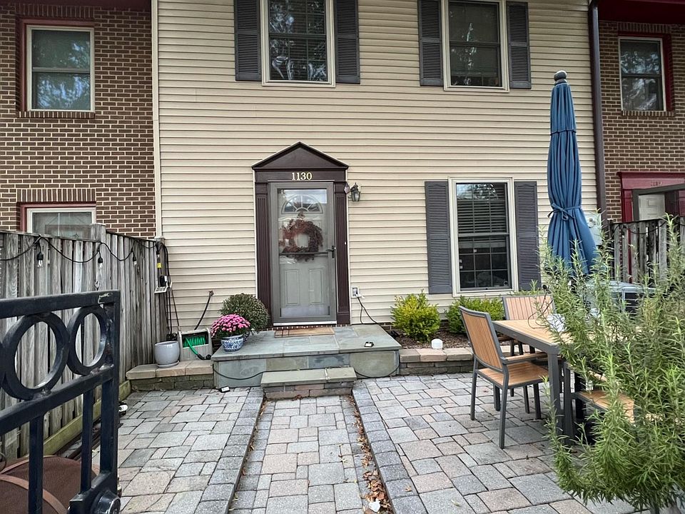 1st image of 1130 N Randolph St