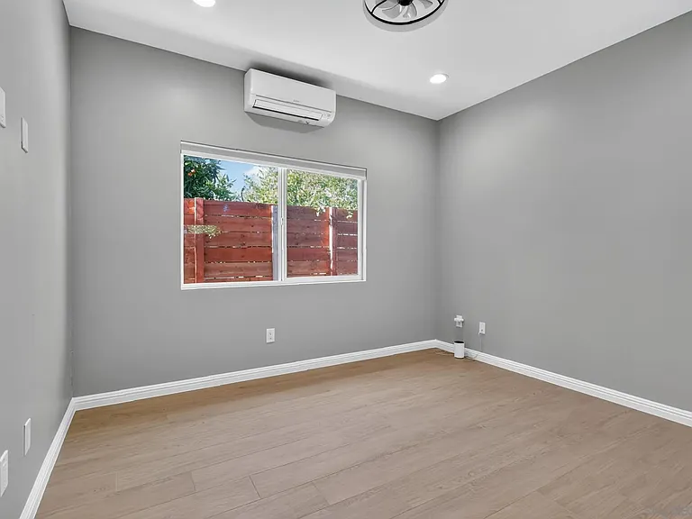 7105 Hoffman Ave #A — Photo 7