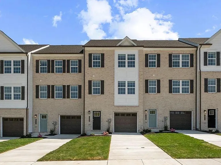 7530 Daybreak Dr — Photo 1