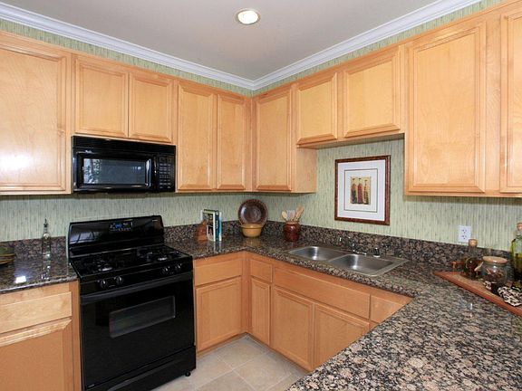 2nd image of 17512 Harris Way APT 203