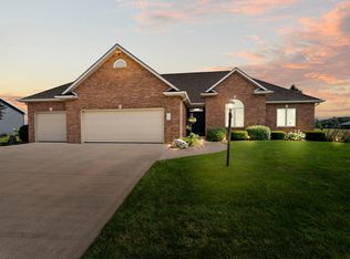 1109 Lake Shores Dr, Decatur, IN 46733