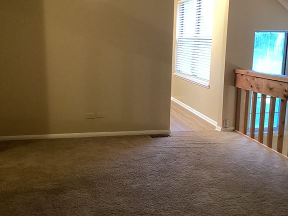 4th image of 901 Campbell Dr