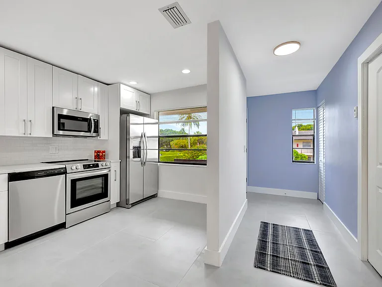 7898 Eastlake Dr #7D — Photo 20