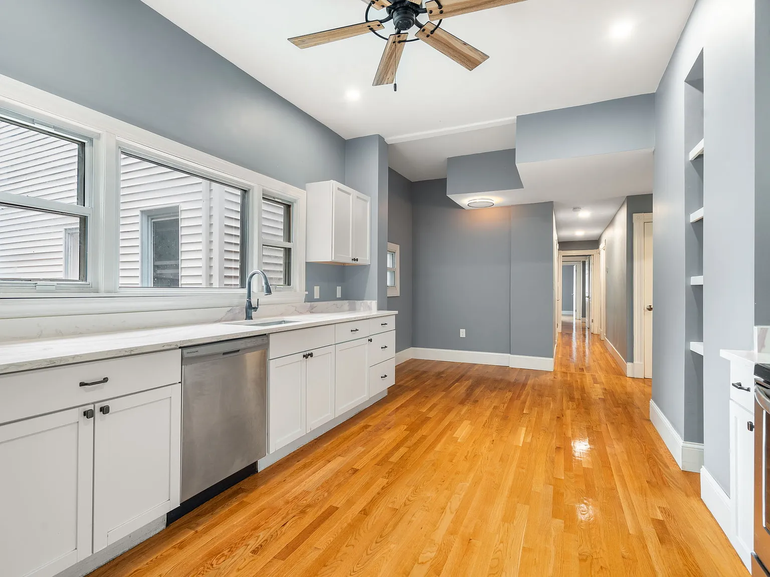 4 bed, 1440 sqft, $3,500 — Photo 3