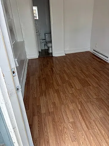101 N Dupont St Photo 1