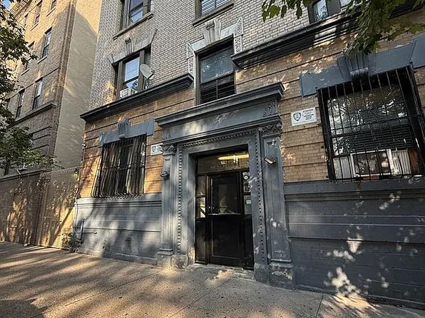 2116 Honeywell Ave APT 5, Bronx, NY 10460