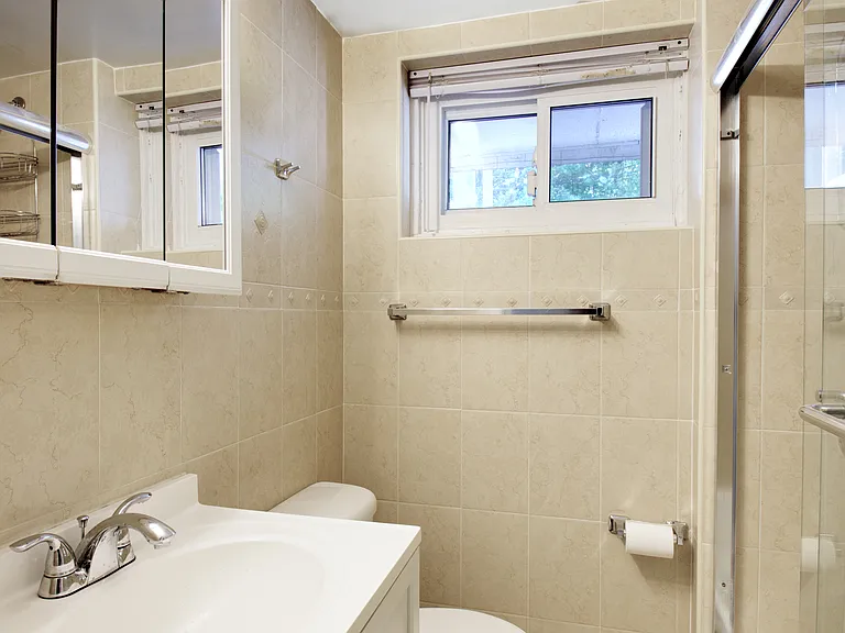 15 Jean Pl — Photo 22