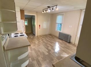 340 S Main St, Spring City, PA 19475