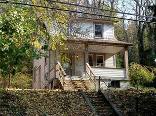 426 Union Ave, Crafton, PA 15205