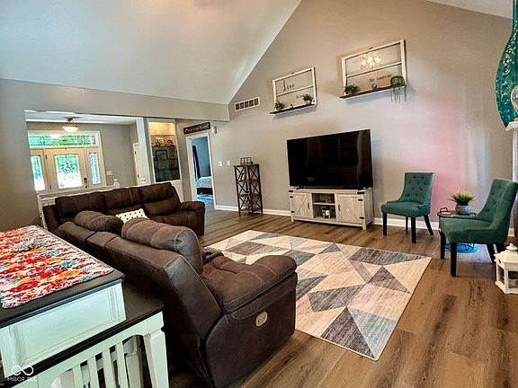 4th image of 12380 N Markland Dr